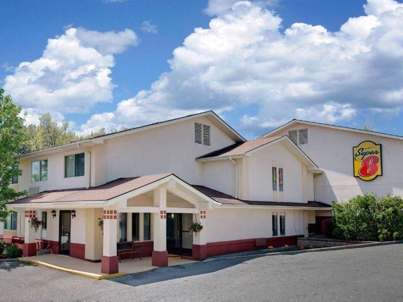 Super 8 By Wyndham Newburgh/West Point Stewart Intl Airport Motel Luaran gambar