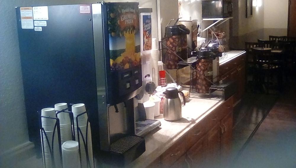 Super 8 By Wyndham Newburgh/West Point Stewart Intl Airport Motel Luaran gambar
