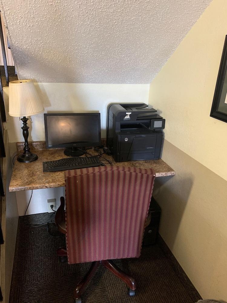 Super 8 By Wyndham Newburgh/West Point Stewart Intl Airport Motel Luaran gambar