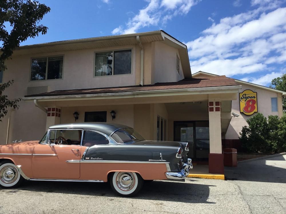 Super 8 By Wyndham Newburgh/West Point Stewart Intl Airport Motel Luaran gambar
