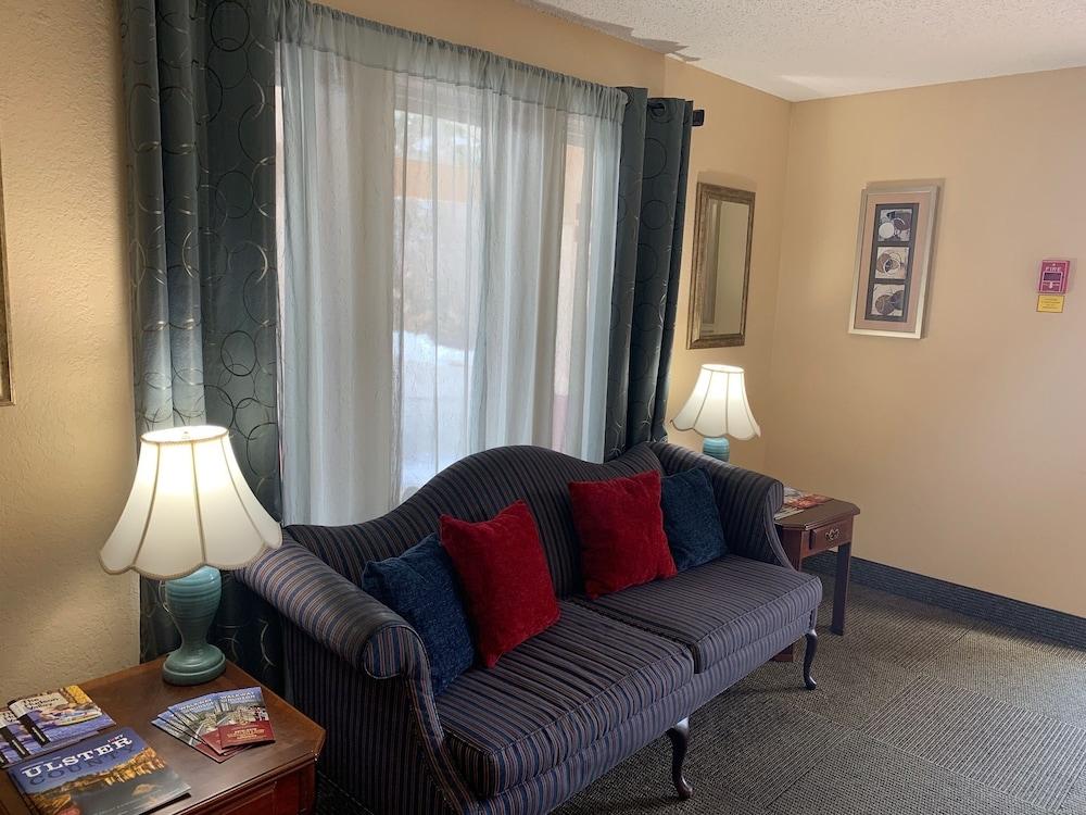Super 8 By Wyndham Newburgh/West Point Stewart Intl Airport Motel Luaran gambar