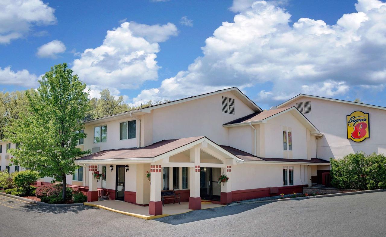 Super 8 By Wyndham Newburgh/West Point Stewart Intl Airport Motel Luaran gambar